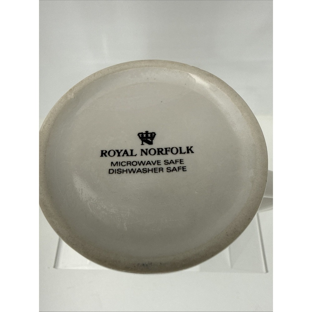Royal Norfolk Christmas Holiday Coffee Tea‎ Latte Cup Mug - Picture 5 of 5